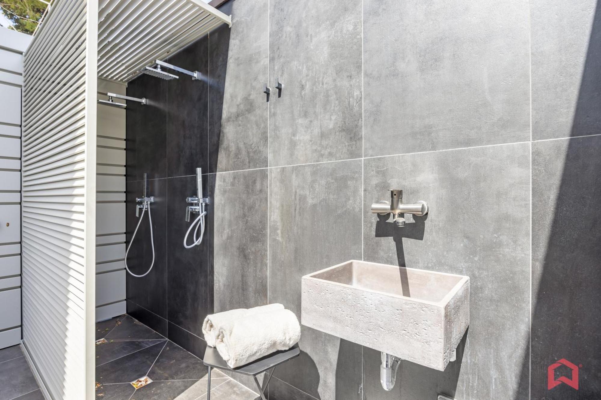 Appartamento In Villa Con Piscina Privata Palermo Dış mekan fotoğraf